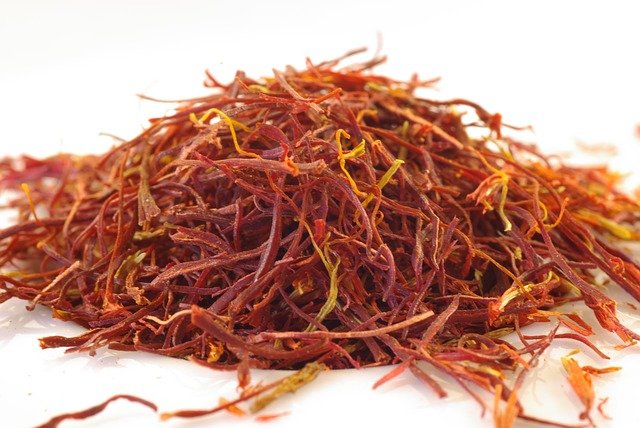 Saffron for sprinkling on eggs